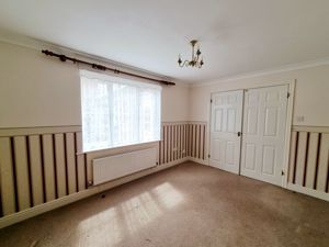 Dining Room- click for photo gallery